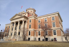 International Undergraduate Student Entrance Scholarships 2023 At University of Manitoba Canada