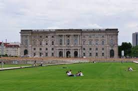 Speech Student Scholarships for Bachelor and Masters Programs at Academy of Music Hanns Eisler, Germany